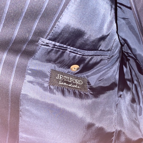 Brand new Harry Rosen suit - Picture 3 of 4